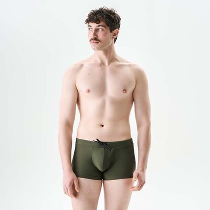 Мужские анатомические плавки Anatomic Intimate 2.1 хаки на модели, посадка и комфорт