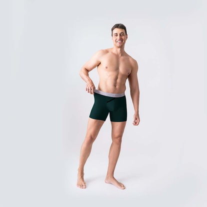 Мужские удлиненные трусы из хлопка, Anatomic Long 2.0, Silver Series, темно-зеленый на мужчине